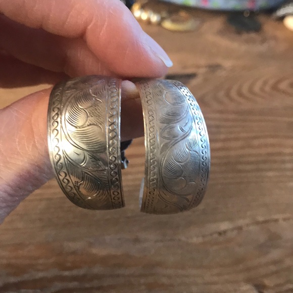 Earrings - Picture 3 of 3